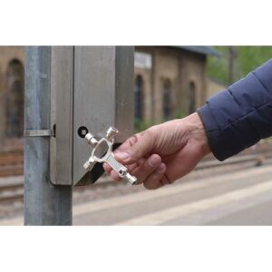 TECWERK Schaltschrankschlssel - 9 Funktionen integr. Flaschen?ffner – Bild 3